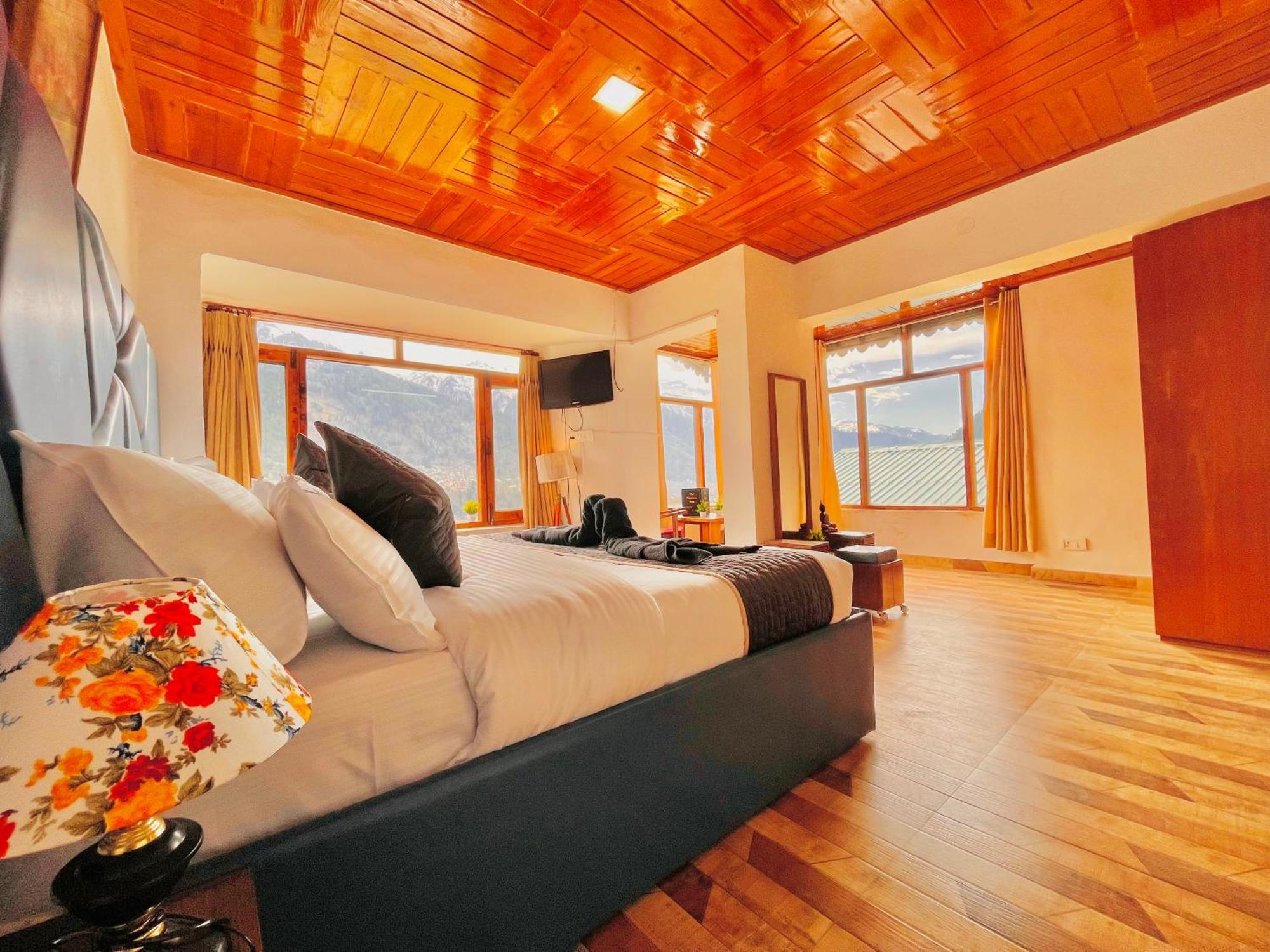 Himalayan Nomad Cottage, Manali ! All 2 Bedroom Independent Cottages ! Personal Lawn Every Cottage ! Parking ! Scenic Mountains View ! Spacious Rooms ! Extérieur photo