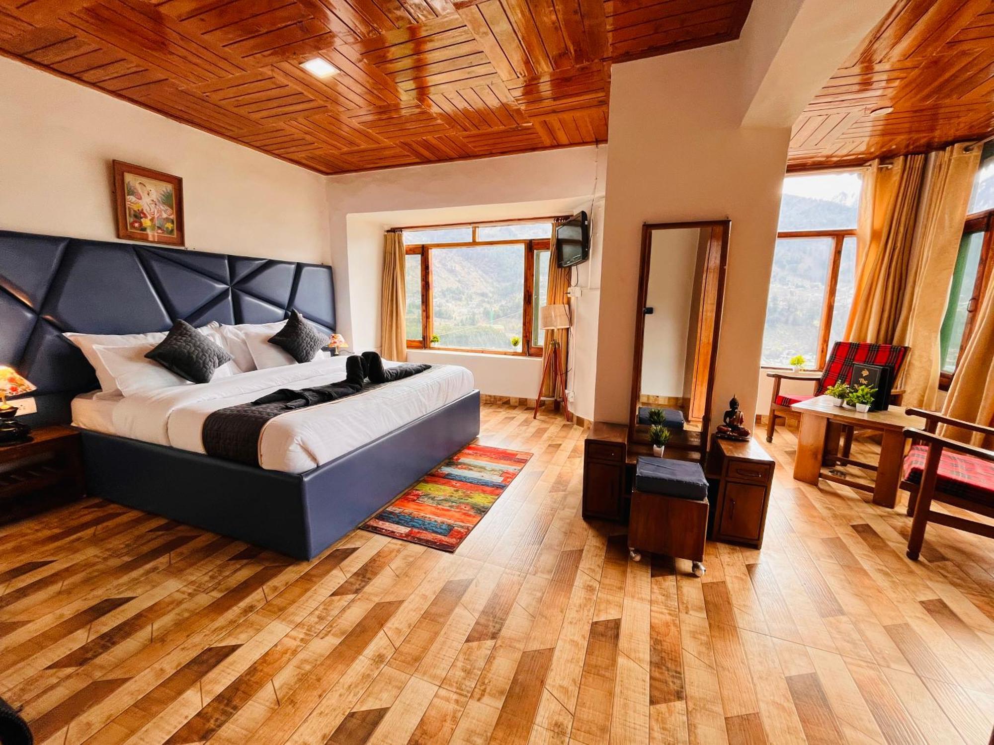 Himalayan Nomad Cottage, Manali ! All 2 Bedroom Independent Cottages ! Personal Lawn Every Cottage ! Parking ! Scenic Mountains View ! Spacious Rooms ! Extérieur photo