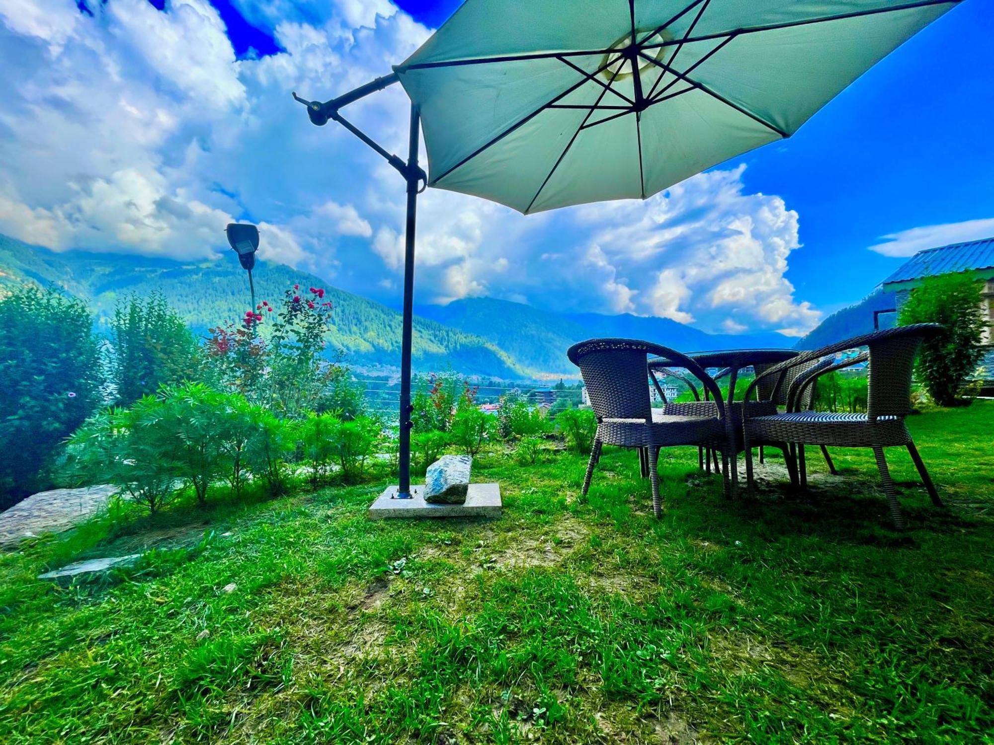 Himalayan Nomad Cottage, Manali ! All 2 Bedroom Independent Cottages ! Personal Lawn Every Cottage ! Parking ! Scenic Mountains View ! Spacious Rooms ! Extérieur photo