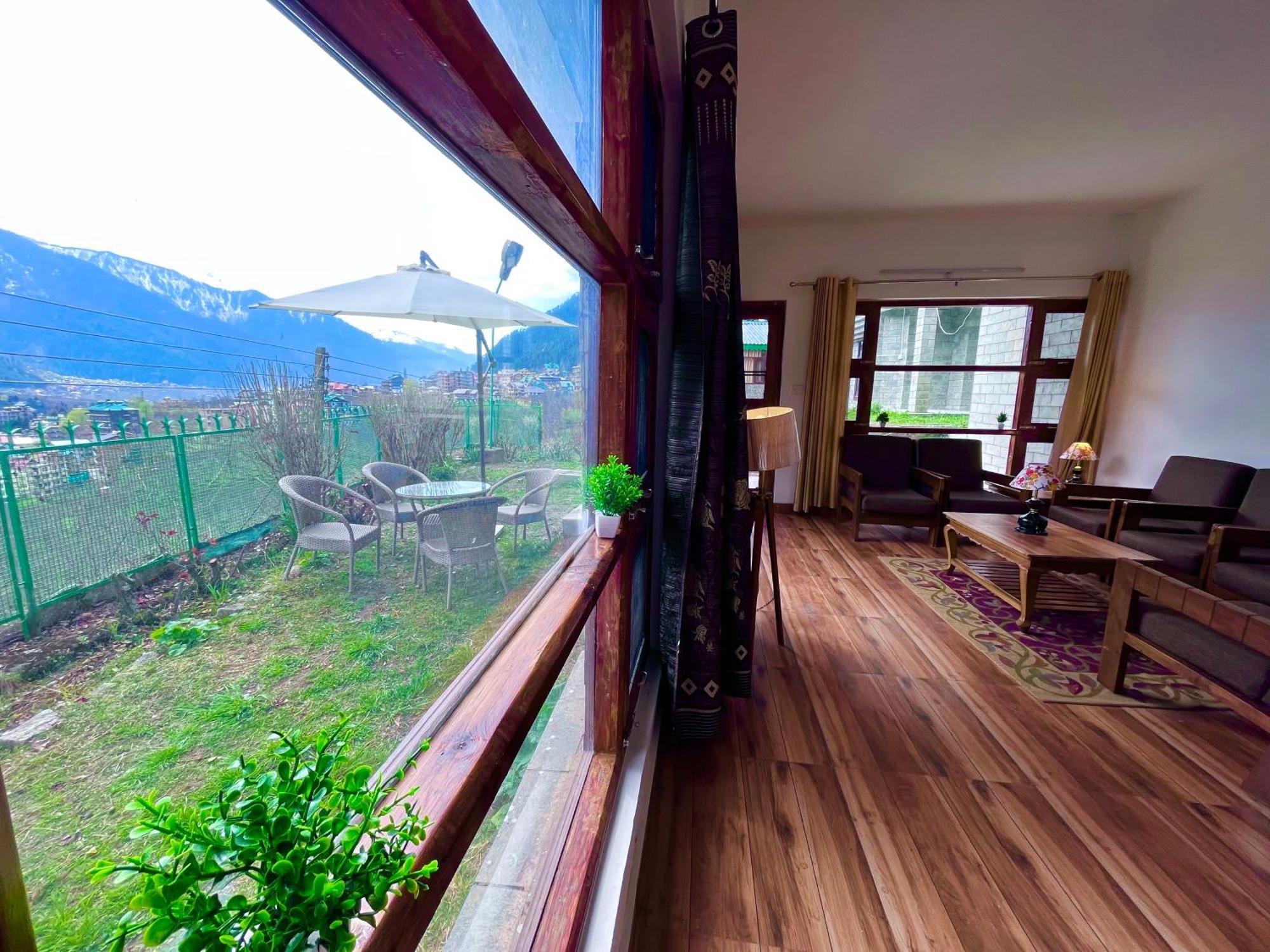 Himalayan Nomad Cottage, Manali ! All 2 Bedroom Independent Cottages ! Personal Lawn Every Cottage ! Parking ! Scenic Mountains View ! Spacious Rooms ! Extérieur photo